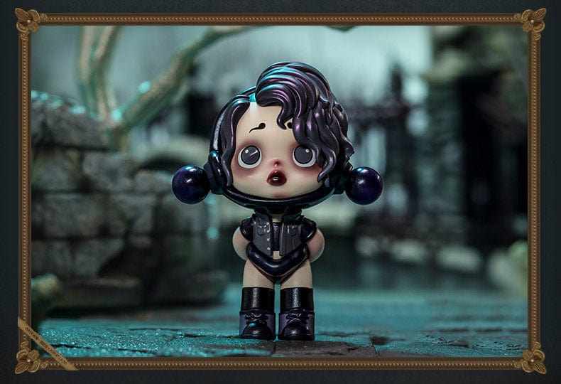 Skull Panda×Addams Family Series figure