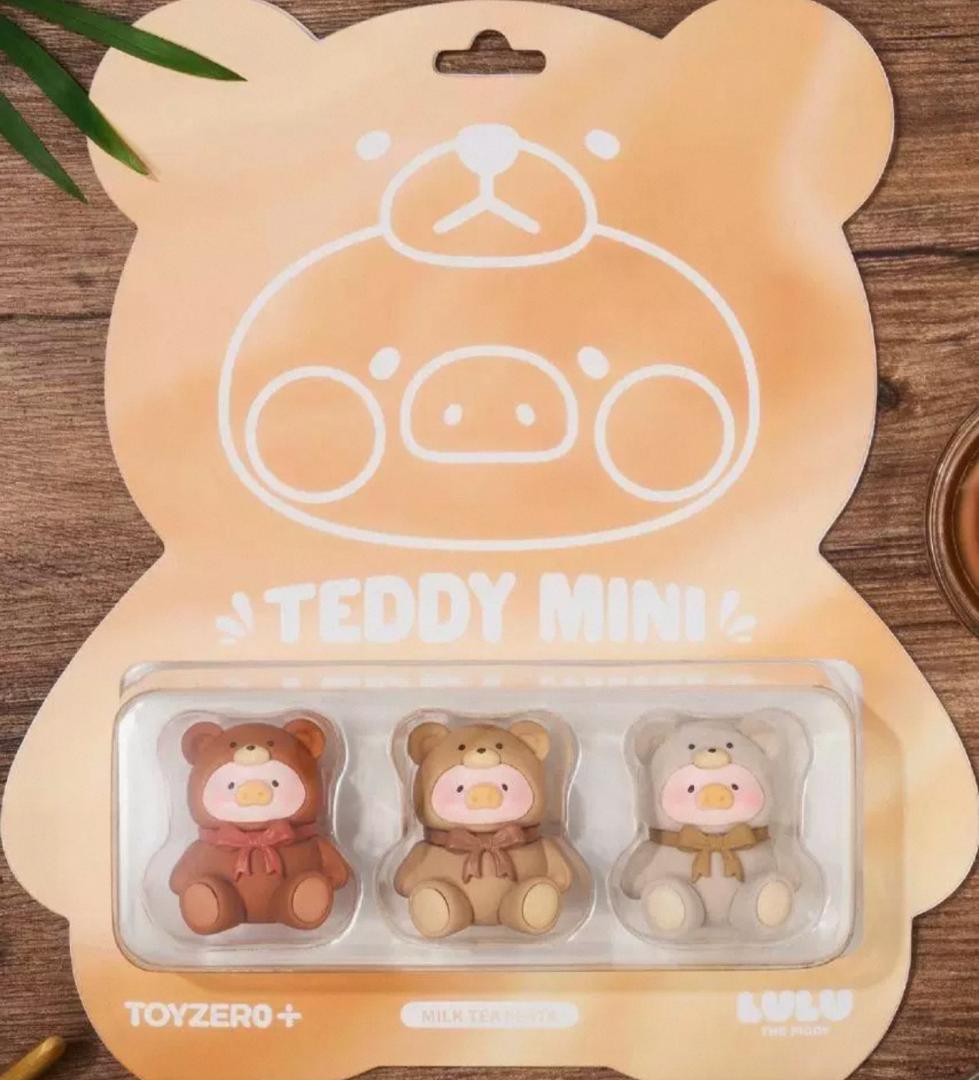 Lulu the pig Beans Hanging Card (preorder)