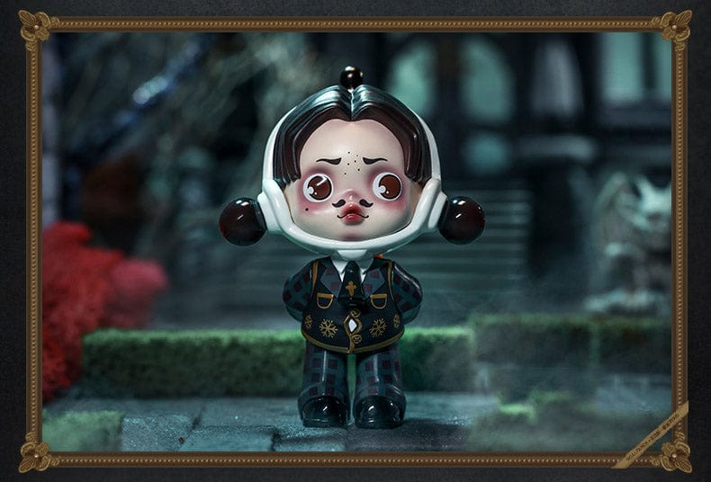 Skull Panda×Addams Family Series figure