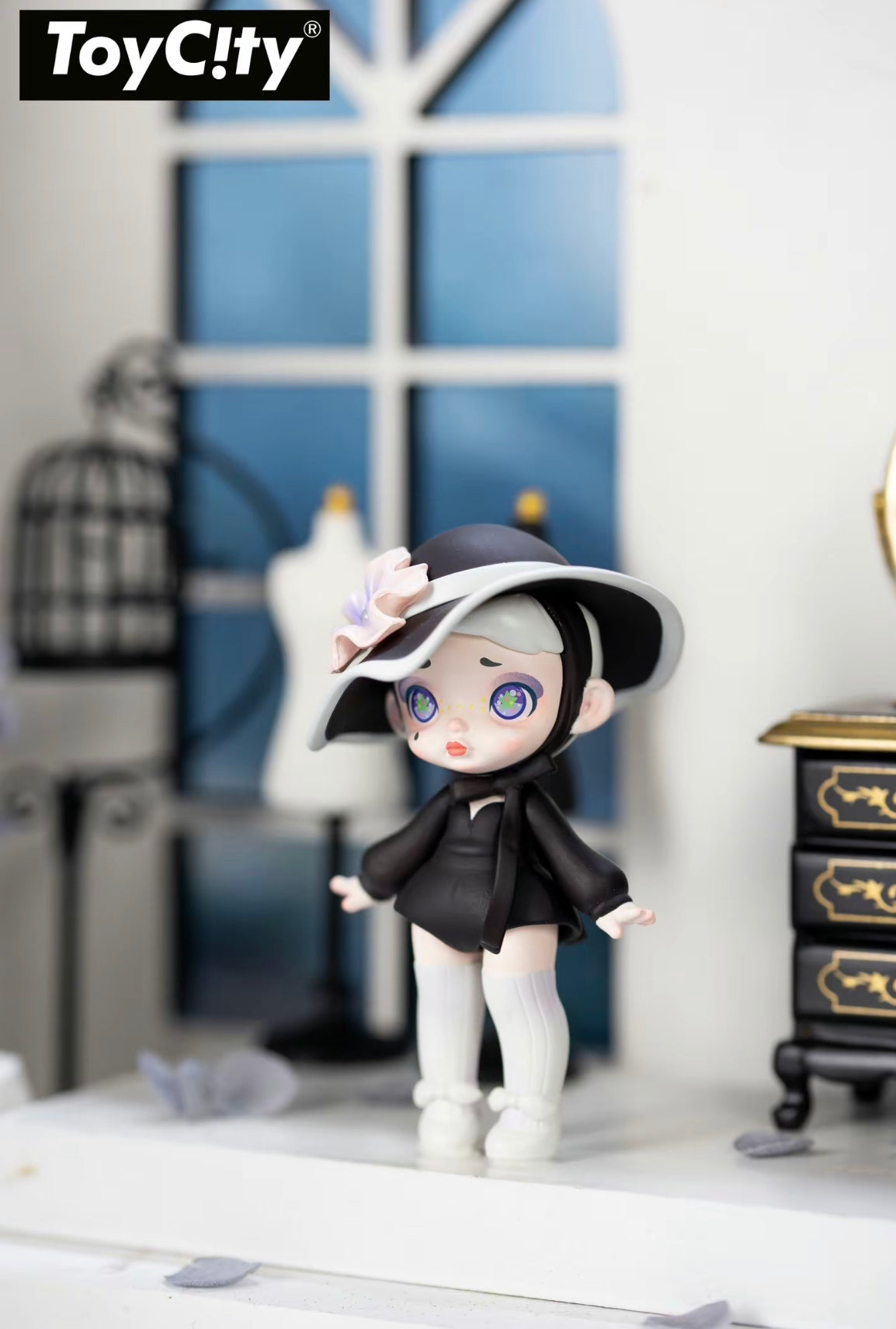 Laura the Charm of Faded Hues Series Blind Box(pre-order)