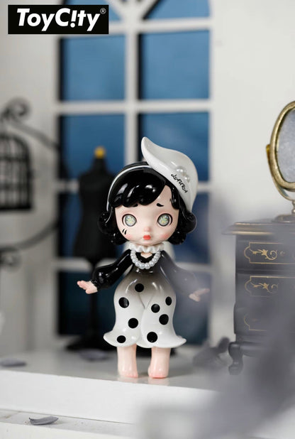 Laura the Charm of Faded Hues Series Blind Box(pre-order)