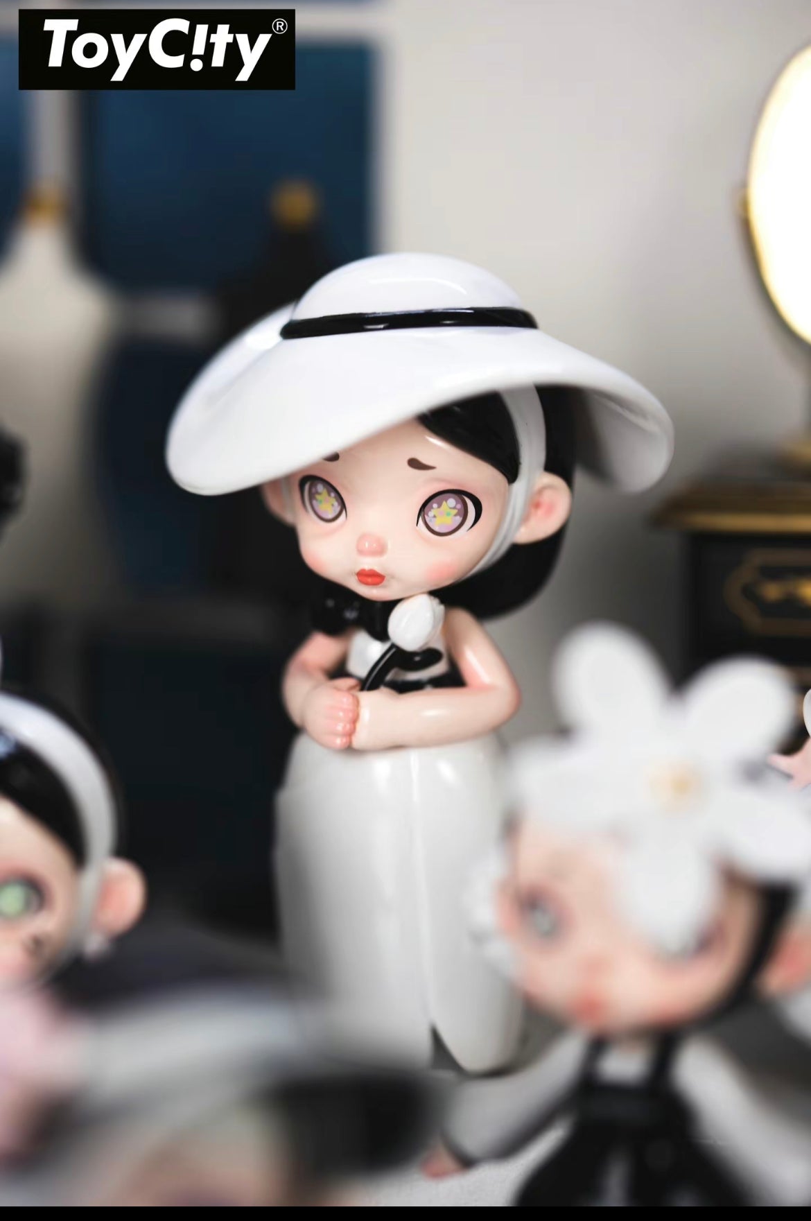 Laura the Charm of Faded Hues Series Blind Box(pre-order)
