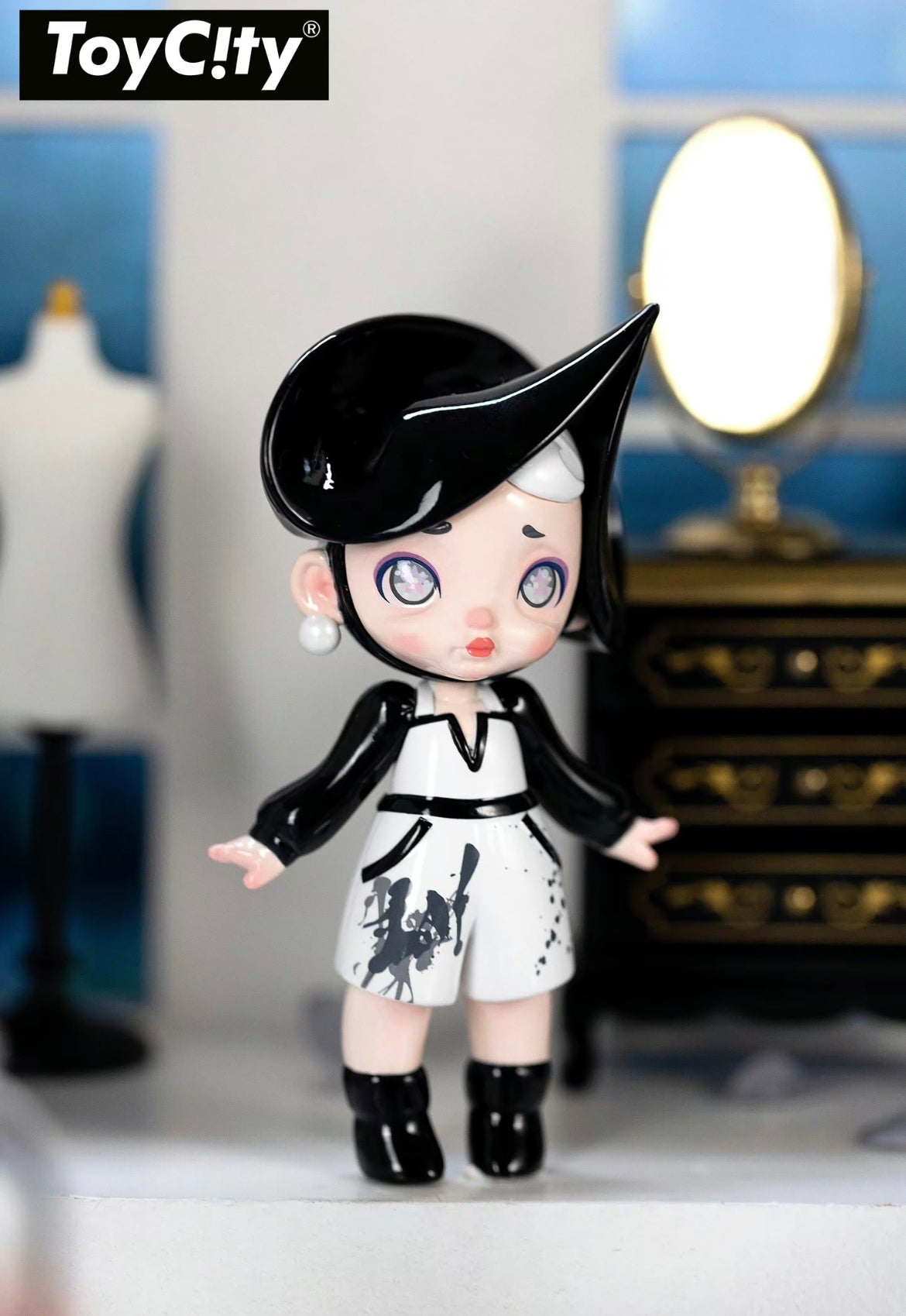 Laura the Charm of Faded Hues Series Blind Box(pre-order)