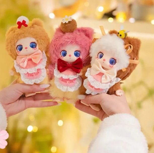 LIila V4 Chef Kitten Plush toy doll
