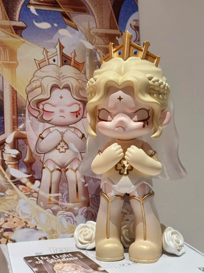 Dora Light and Shadow Series （pre order）