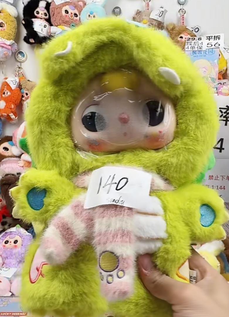 link-Adriana Salgado