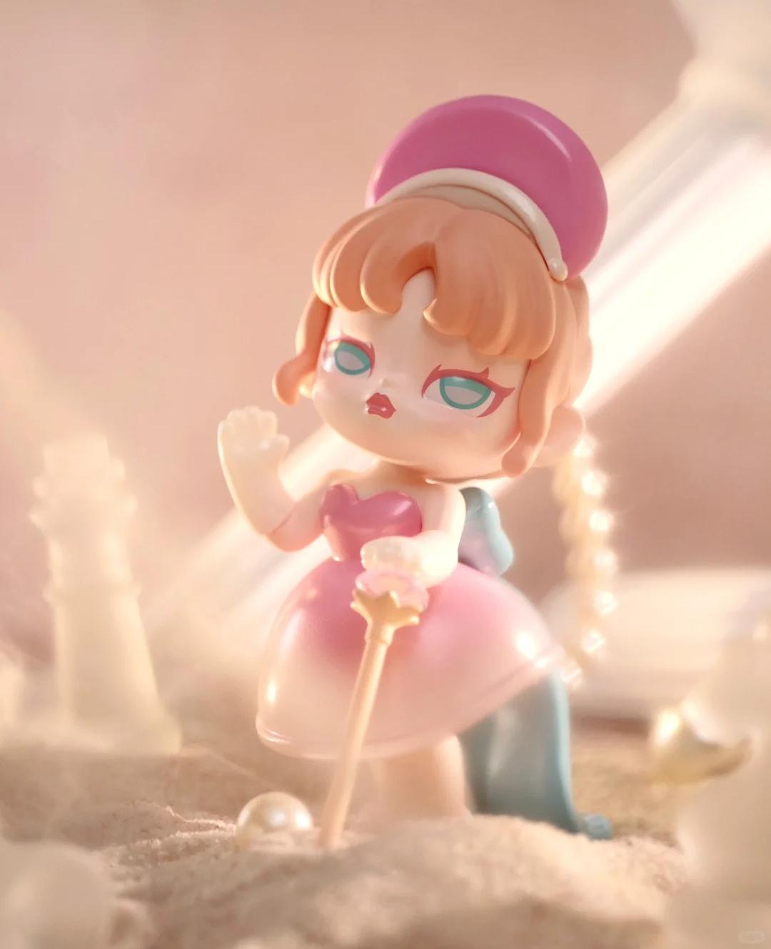 ANITA Abandoned Chateau series figures