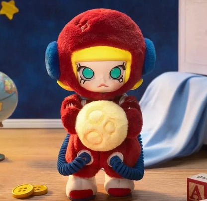 Q - Molly Articulated Action Figure Collection 1/8