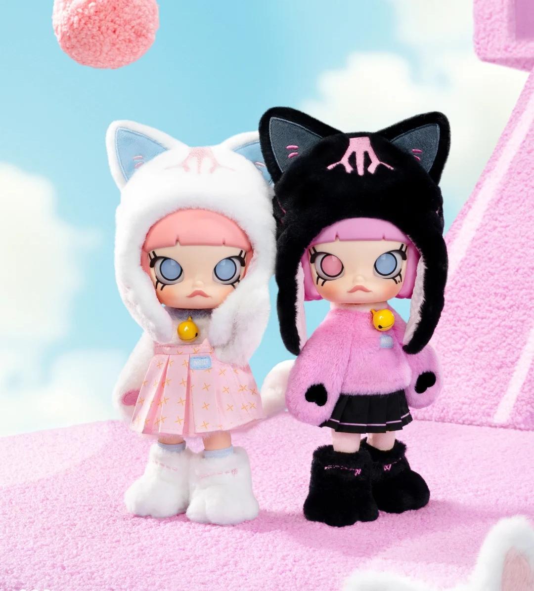 Q - Molly Articulated Action Figure Collection 1/8