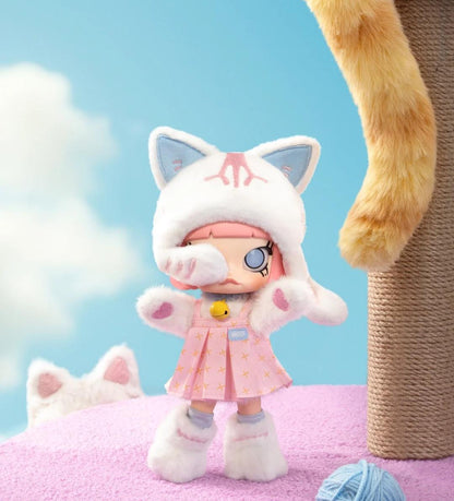 Q - Molly Articulated Action Figure Collection 1/8