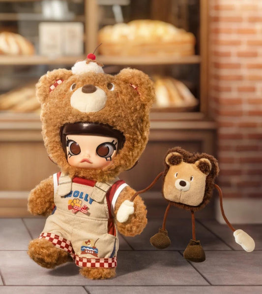 Q - Molly Articulated Action Figure Collection 1/8