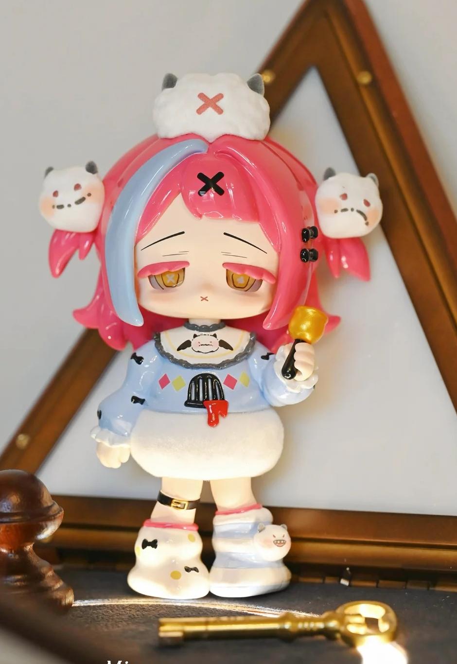 Crows‘ Paradise in the Missy Cute Lolita Series Pvc