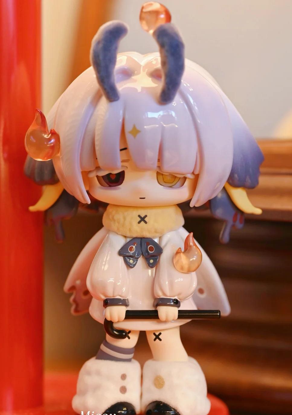 Crows‘ Paradise in the Missy Cute Lolita Series Pvc