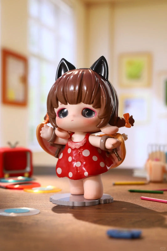 Rabeea stationery dreams pvc figure