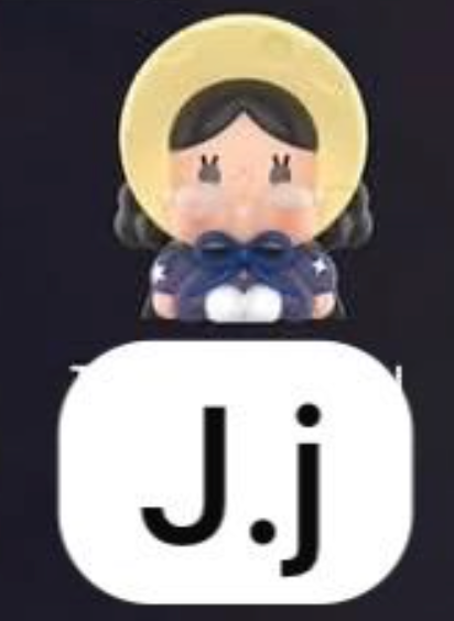 cp 1 Crybaby Crying to the Moon sitting figures 1206