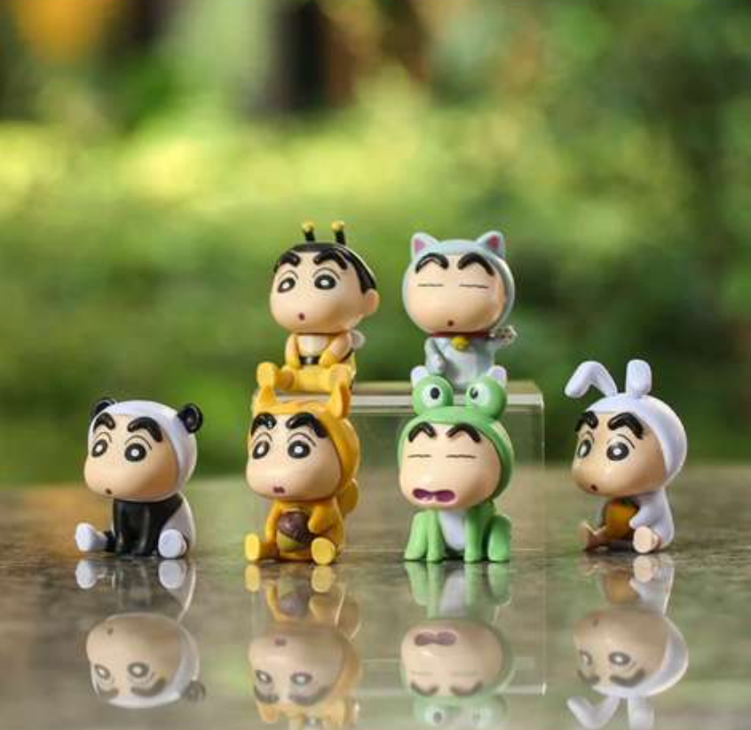 Shin-chan Crayon Fluffy Panda Bacon Figure