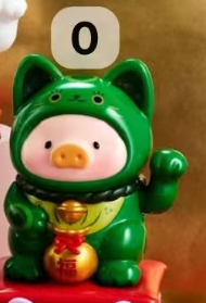 CP2 Lulu the pig lucky cat 0108