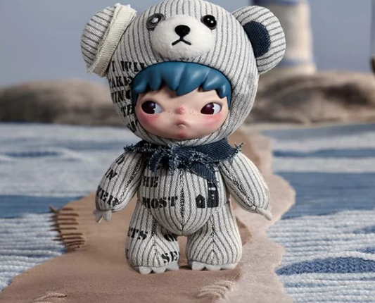 Hirono Freedom Island Plush Series Hanging Card(Pre-Order)