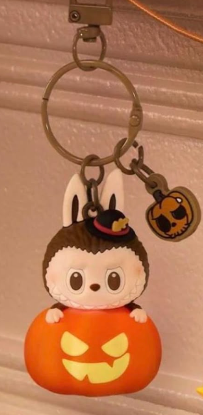 pop mart halloween pumpkin pendant
