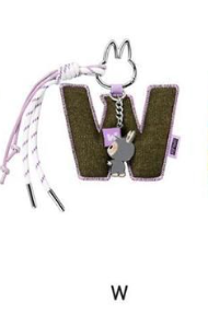 cp 1 labubu The Monsters Pin for Love  N-& keychain 0902