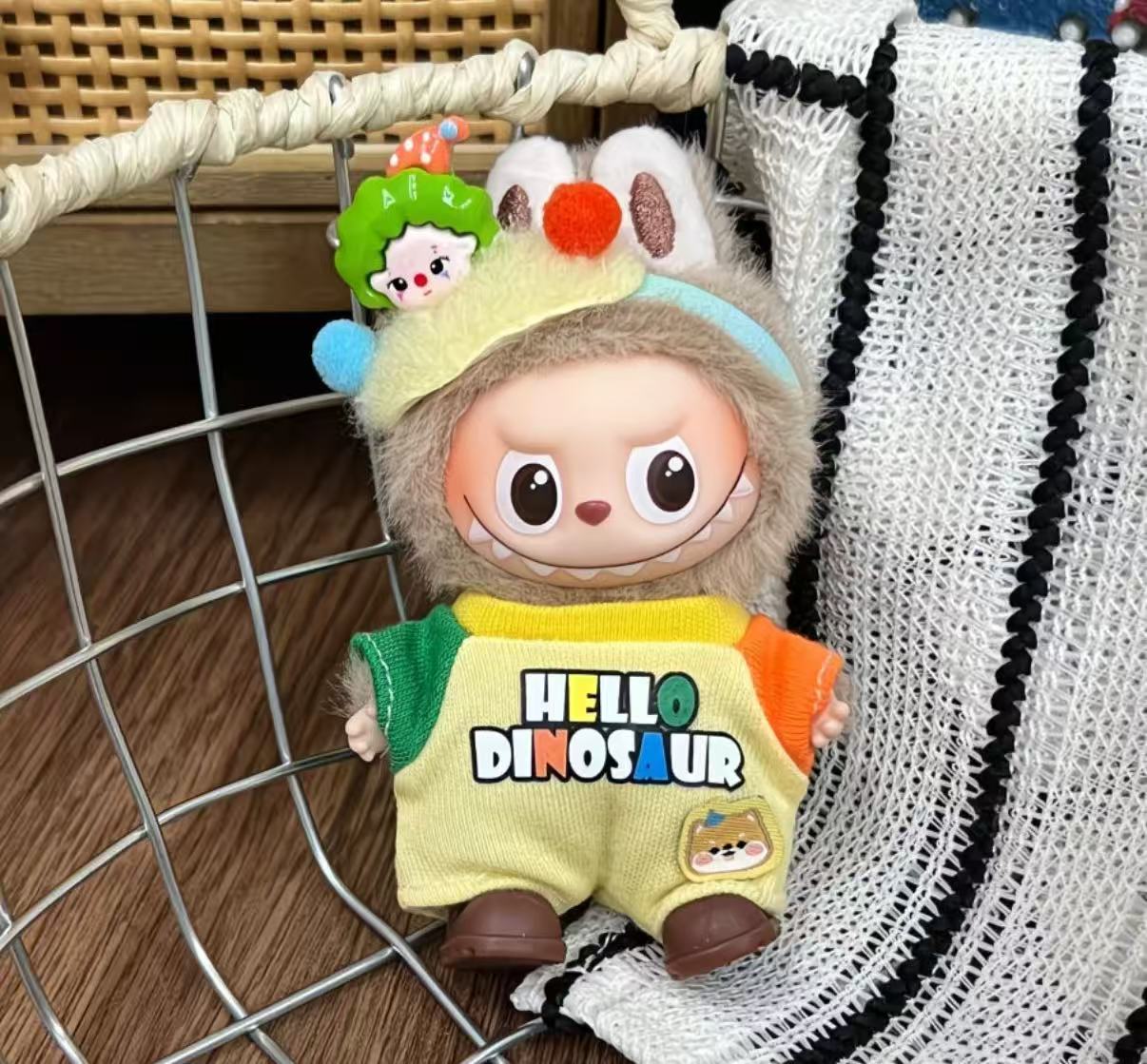 make up the order(super mini baby3 and labubu clothes)