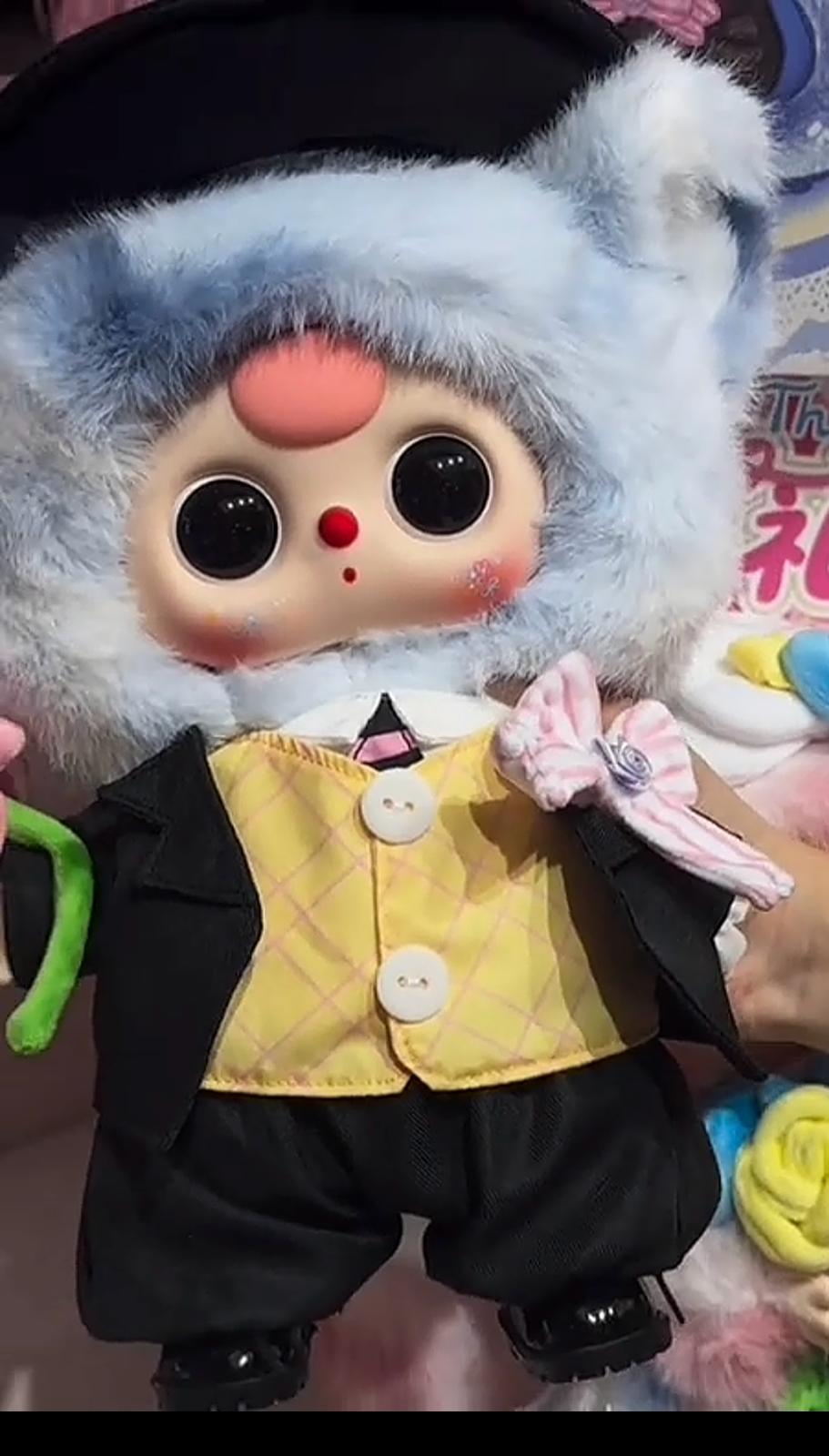 link-Adriana Salgado